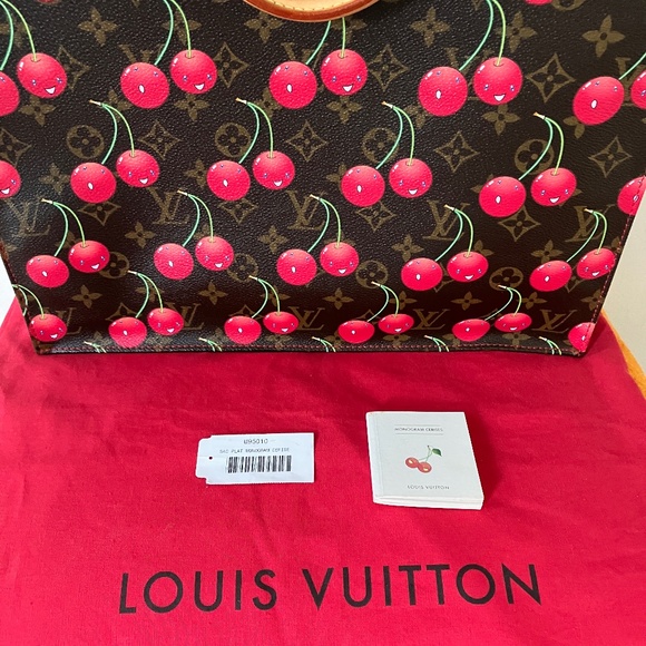 LV SAC PLAT MONOGRAM CERISE TAKASHI MURAKAMI - Picture 2 of 14
